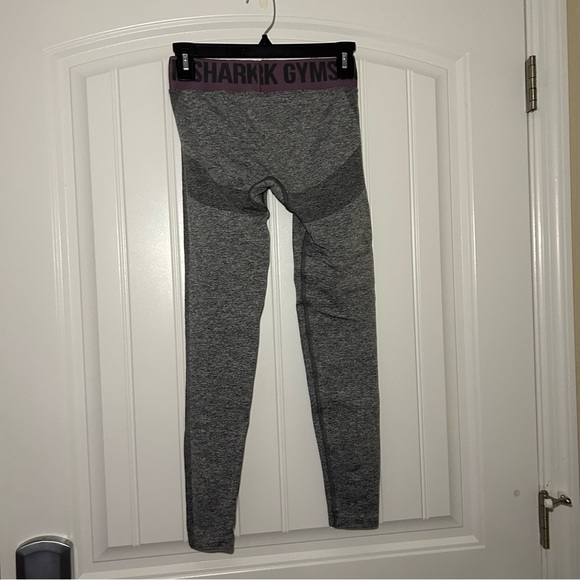 Gymshark Gray & Purple Flex Seamless Leggings Size Small - Picture 3 of 7